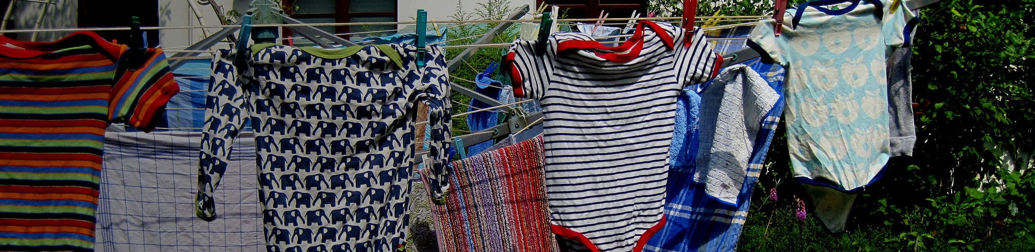 Kleider spenden an das Rote Lädchen Frechen e.V.