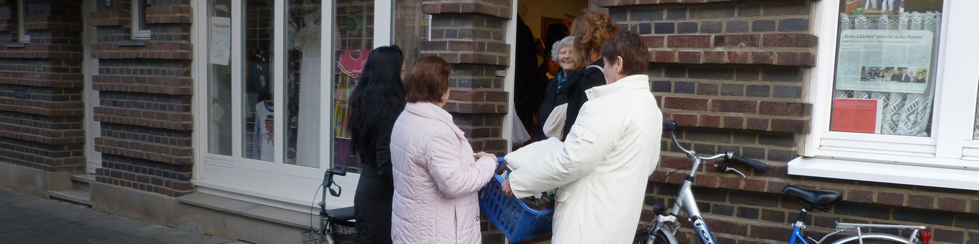 Ehrenamtlich arbeiten im Roten Lädchen Frechen